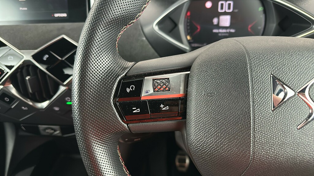 DS DS 3 100Kw E-tense Bastille 50Kwh White #29
