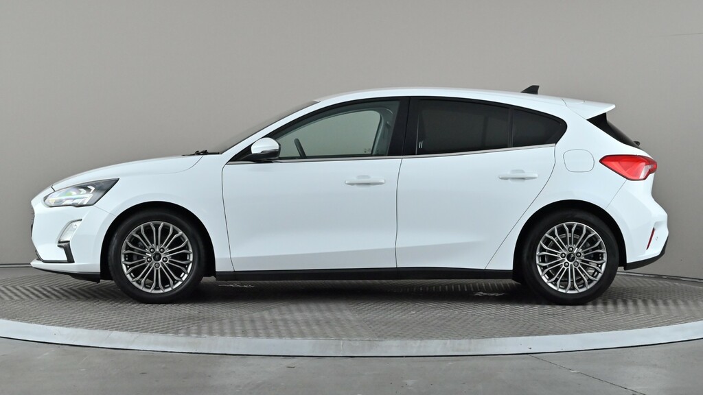 Ford Focus 1.0 Ecoboost Hybrid Mhev 125 Titanium X Ed White #3