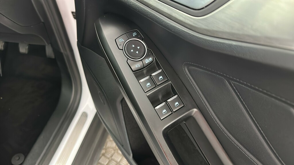 Ford Focus 1.5 Ecoblue 120 Zetec Blue #31