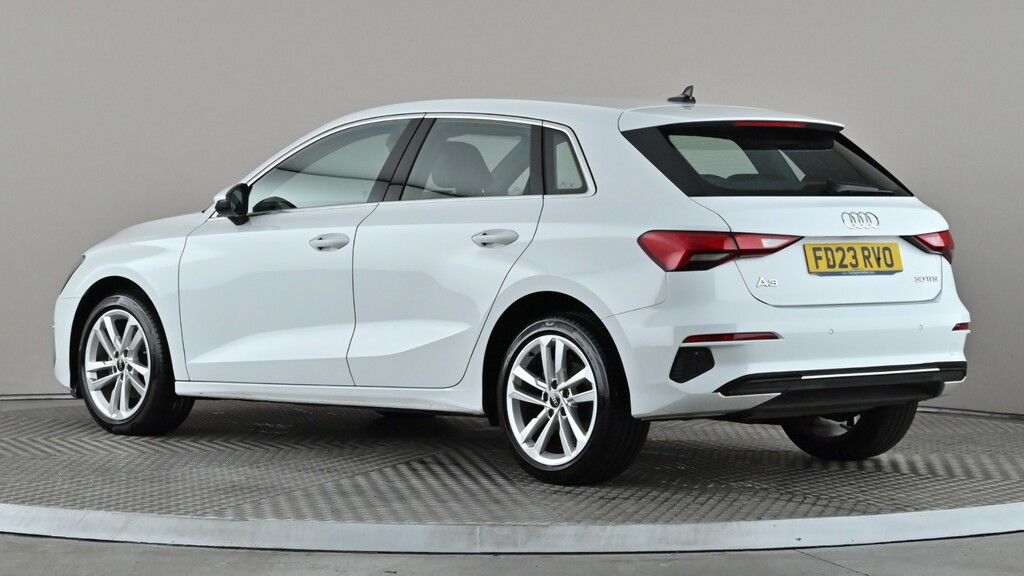 Audi A3 30 Tfsi Sport FD23RVO White #4