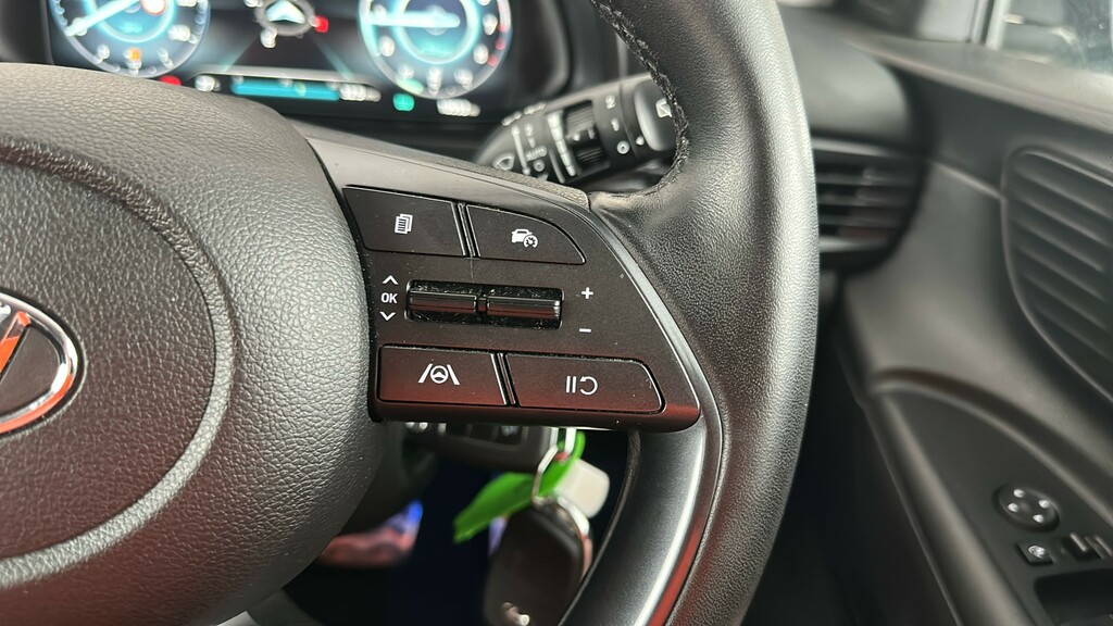 Hyundai Bayon Hatchback  #31