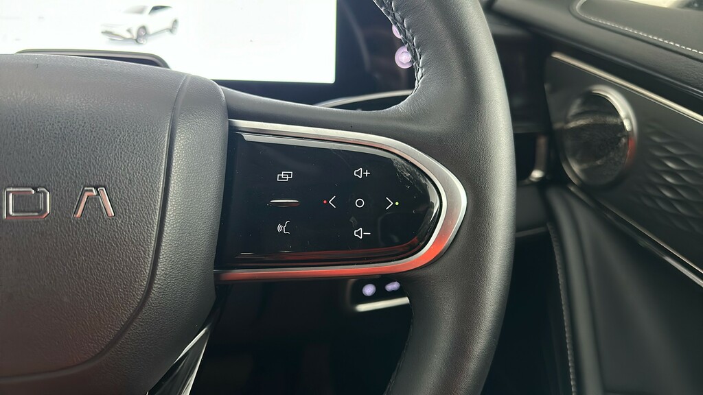 Omoda E5 150Kw Noble 61Kwh Black #30
