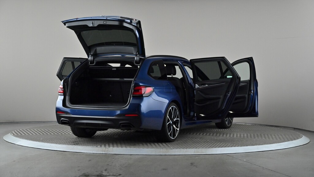 BMW 5 Series 520D Mht Se Step Blue #12