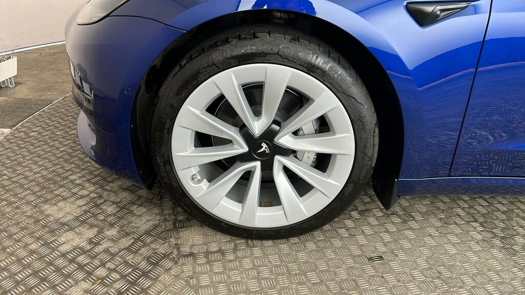 Tesla Model 3 Dual Motor Long Range Saloon 4 Blue #18