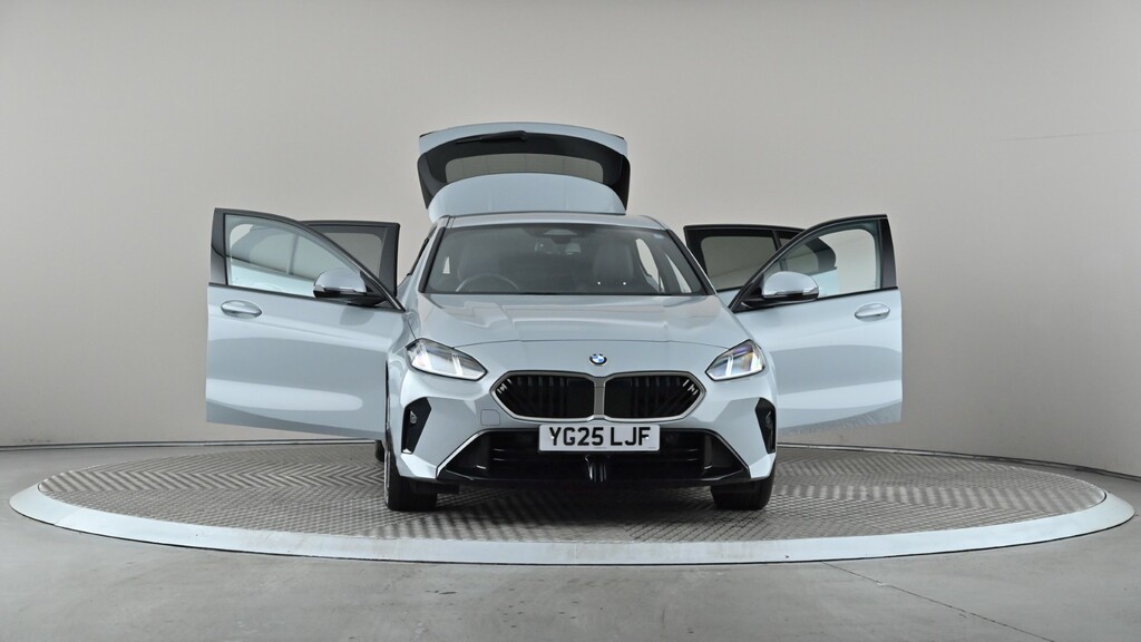 BMW 1 Series 120 Sport Step Tech Pack White #8