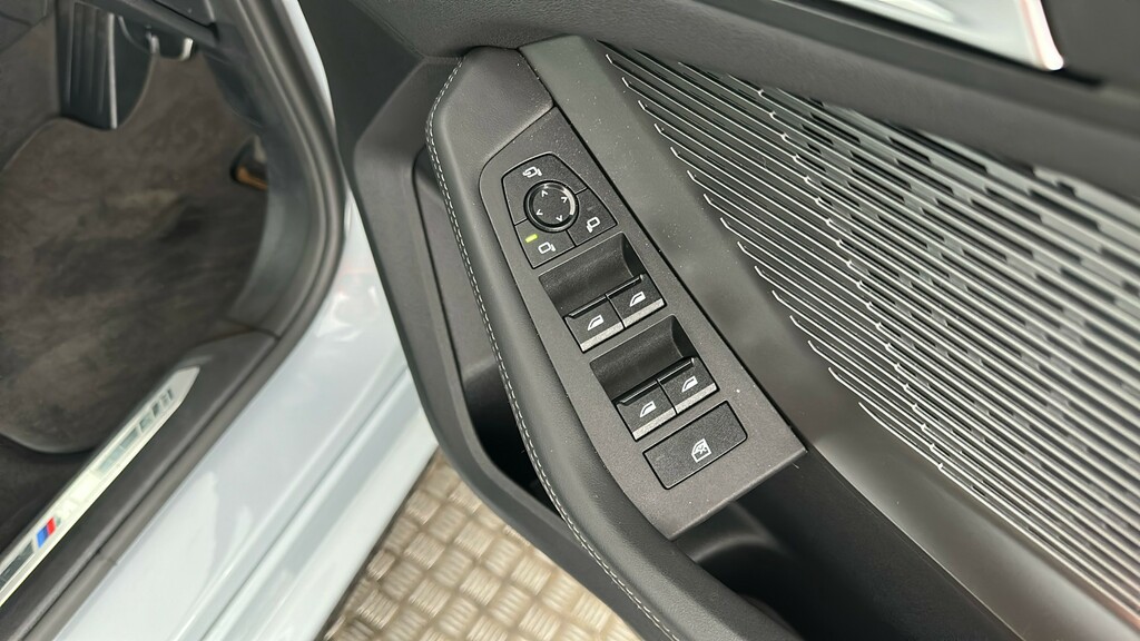 BMW 1 Series 120 Sport Step Tech Pack White #31