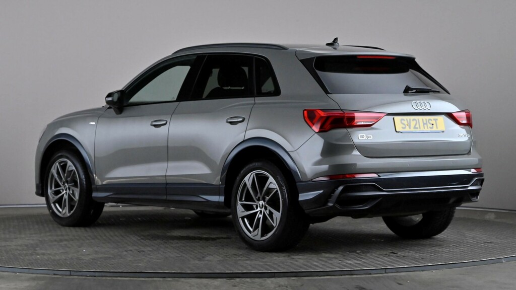 Audi Q3 35 Tfsi Black Edition S Tronic Grey #4