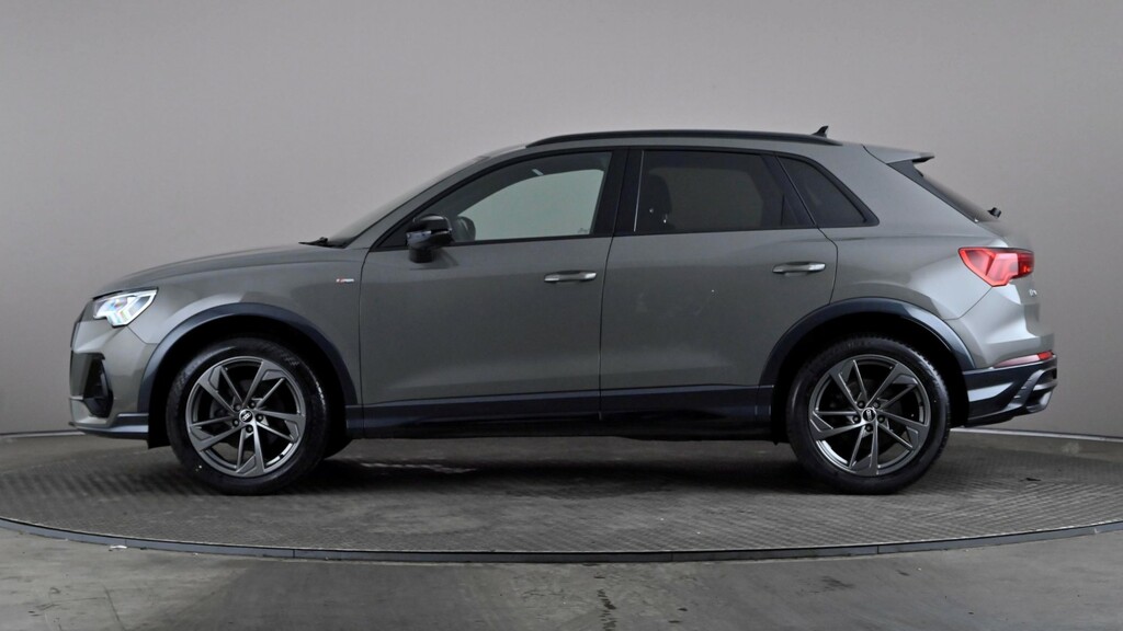 Audi Q3 35 Tfsi Black Edition S Tronic Grey #3
