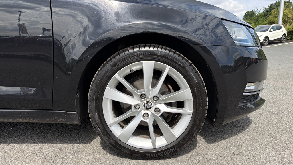 Skoda Octavia Vrs Tdi Black #8