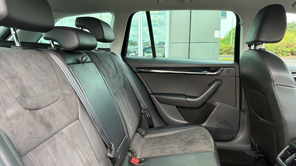 Skoda Octavia Vrs Tdi Black #15