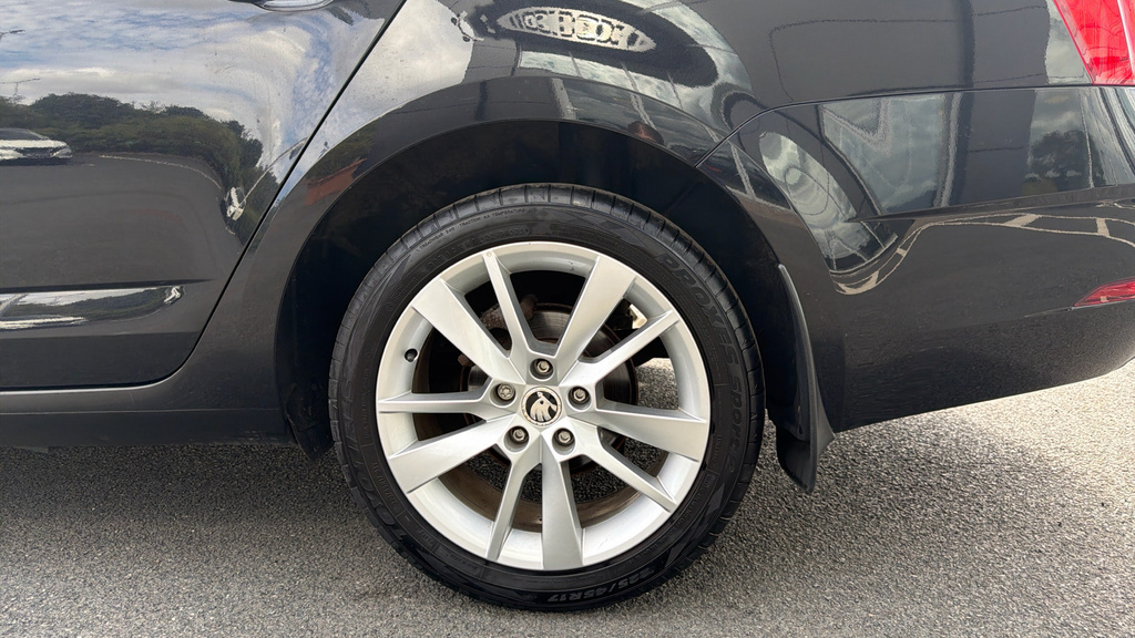 Skoda Octavia Vrs Tdi Black #10