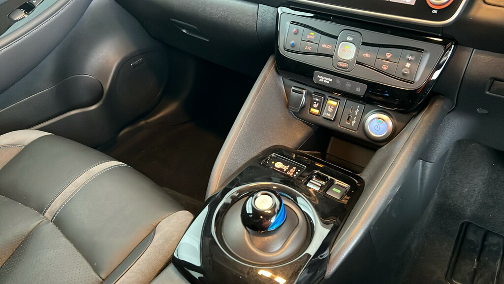 Nissan Leaf E 59Kw Tekna With Bose Audio And Pro Pilot Techno White #24