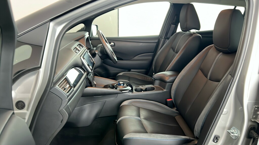 Nissan Leaf E 59Kw Tekna With Bose Audio And Pro Pilot Techno White #17