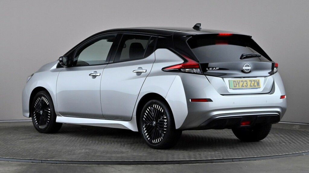 Nissan Leaf 110Kw Tekna 39Kwh Silver #4
