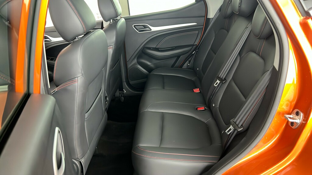 MG ZS 1.5 Vti-tech Exclusive Black #18