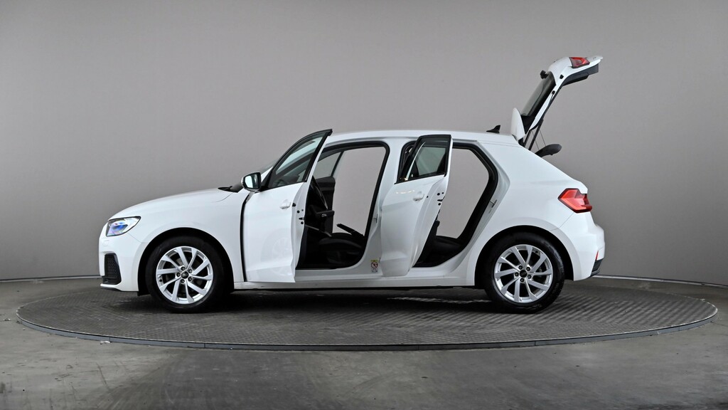Audi A1 S Line 25 Tfsi 95 Ps 5-Speed Black #9