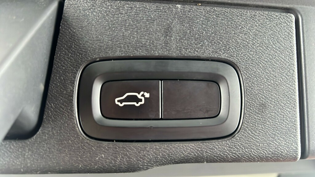 Volvo XC60 B5 R-design Pro Awd Blue #26