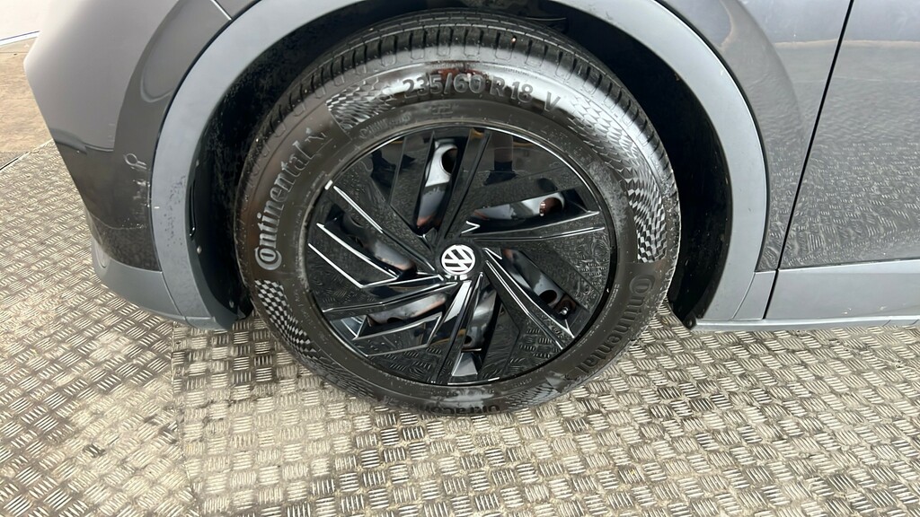 Volkswagen ID.4 Life Grey #19