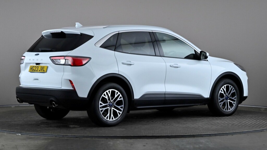 Ford Kuga 1.5 Ecoboost 150 Titanium Edition White #6