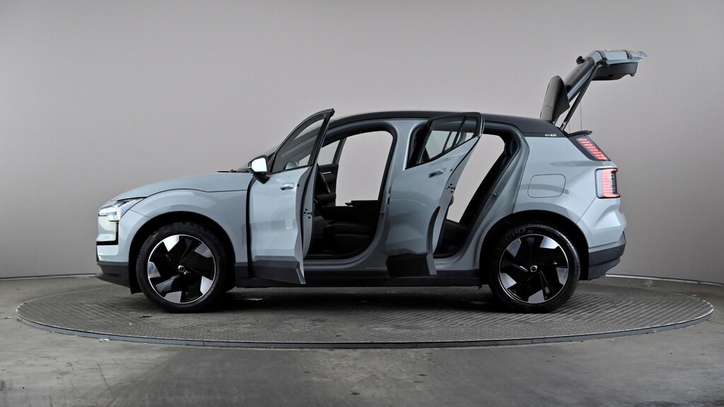Volvo EX30 200Kw Sm Extended Range Plus 69Kwh White #9