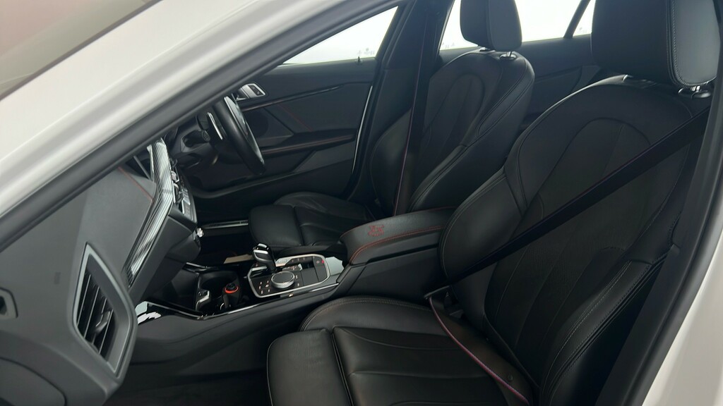 BMW 1 Series 128Ti White #17