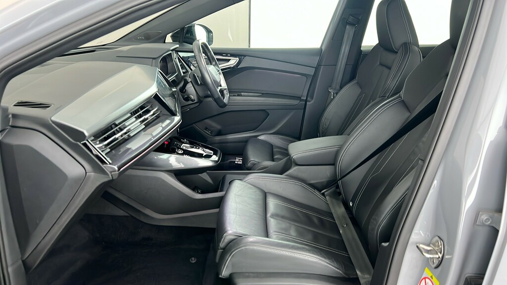 Audi Q4 E Tron 150Kw 40 82Kwh S Line Cstech Pack Grey #17