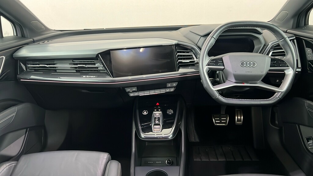 Audi Q4 E Tron 150Kw 40 82Kwh S Line Cstech Pack Grey #13