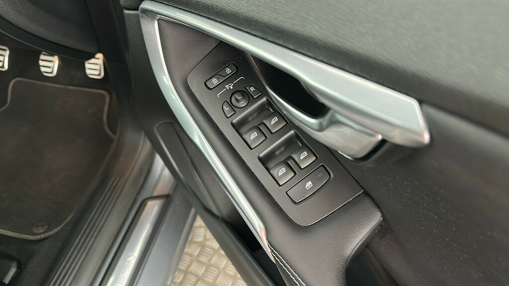 Volvo V40 D2 Momentum Nav Plus Blue #30