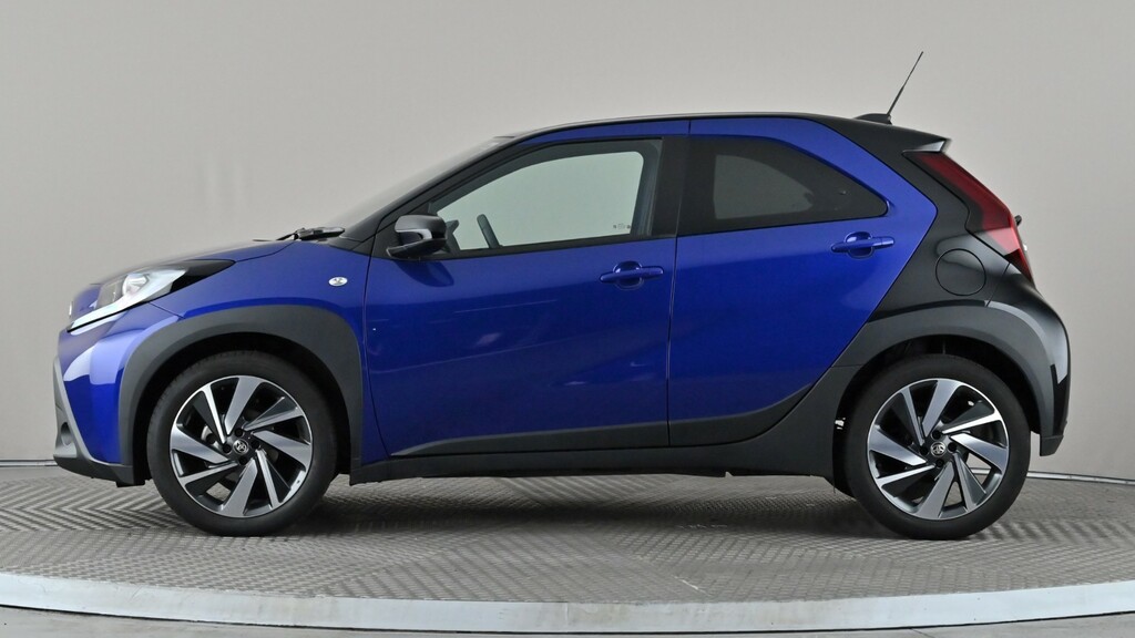 Toyota Aygo X 1.0 Vvt-i Edge Blue #3