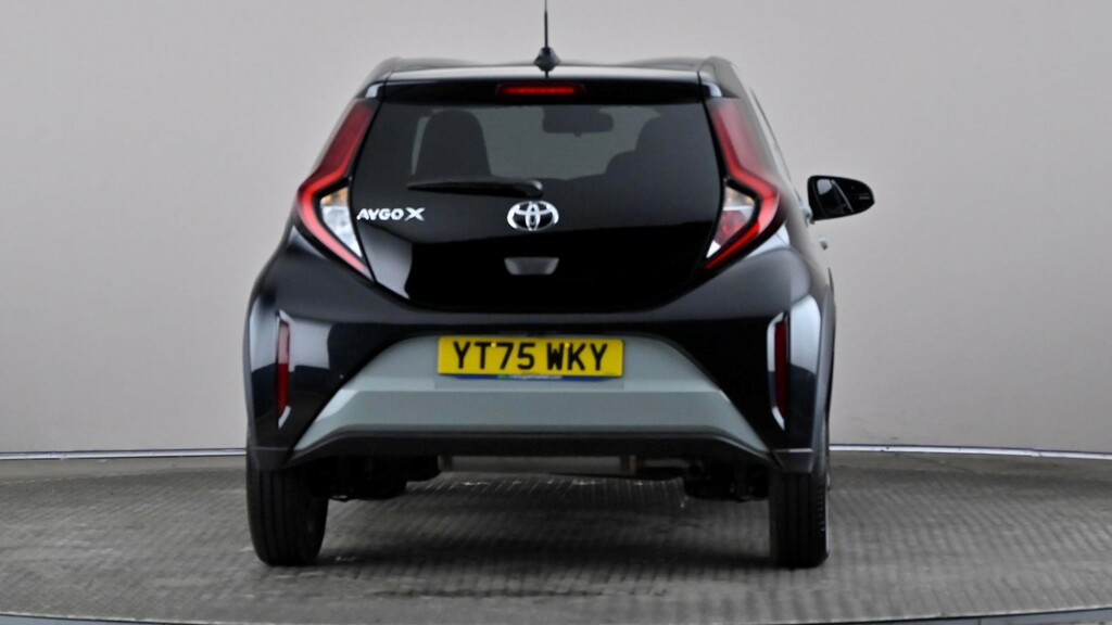 Toyota Aygo X 1.0 Vvt-i Edge Green #5