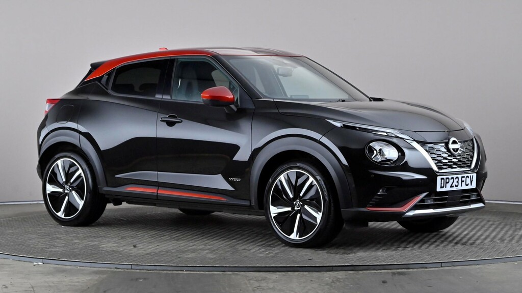 Nissan Juke 1.6 Hybrid Tekna Black