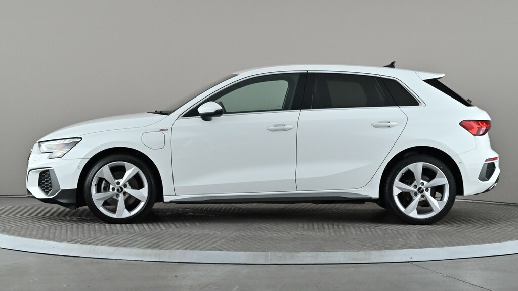 Audi A3 40 Tfsi E S Line S Tronic White #3