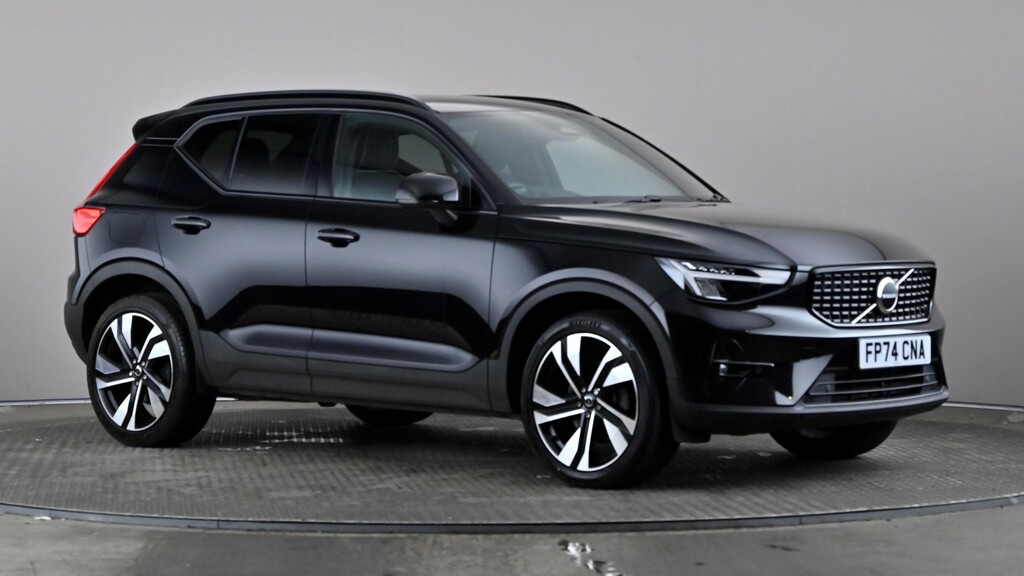 Volvo XC40 2.0 B4p Plus Dark Black