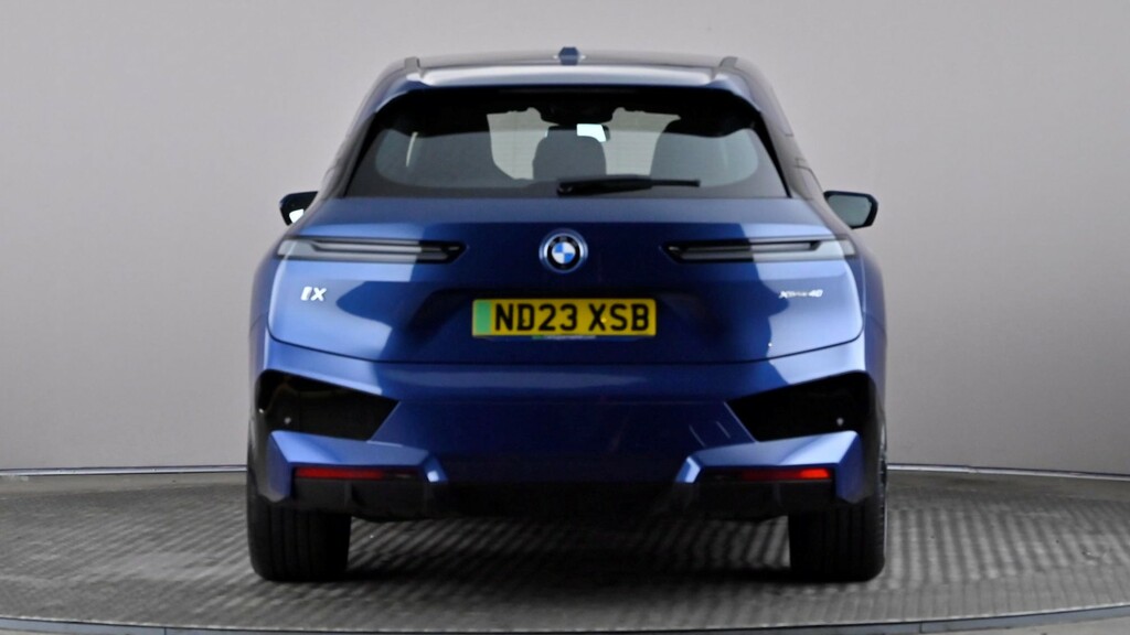 BMW iX 240Kw Xdrive40 M Sport 76.6Kwh Blue #5