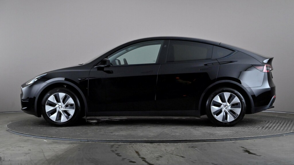 Tesla Model Y Long Range Awd Black #3