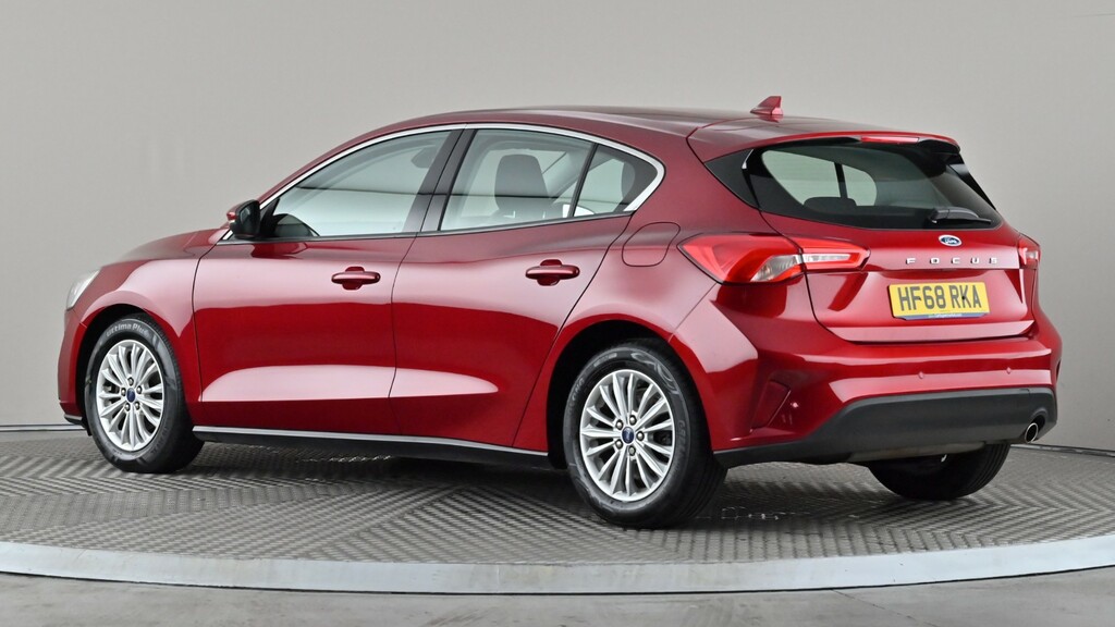 Ford Focus 1.0 Ecoboost 125 Titanium Red #4