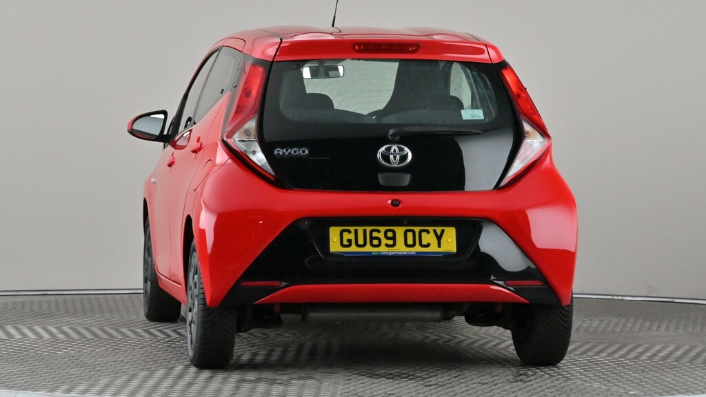 Toyota Aygo 1.0 Vvt-i X-play X-shift Red #5