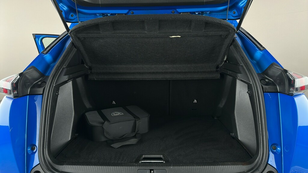 Peugeot e-2008 Suv Black #22