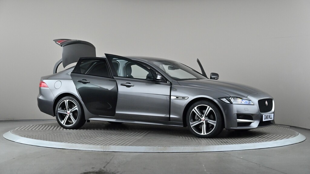 Jaguar XF Portfolio Black #7