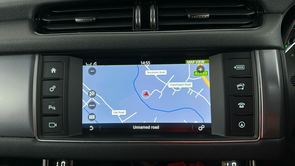 Jaguar XF Portfolio Black #25