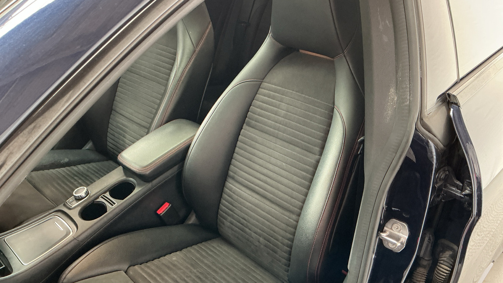 Mercedes-Benz CLA Class Black #25