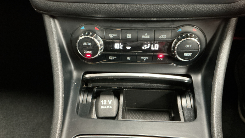 Mercedes-Benz CLA Class Black #40