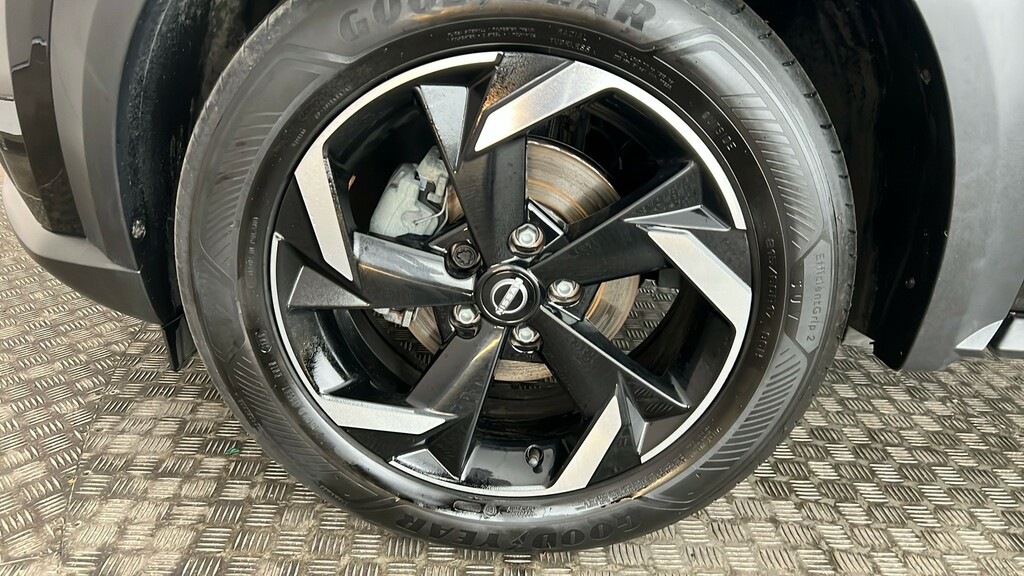 Nissan Juke Tekna Grey #19