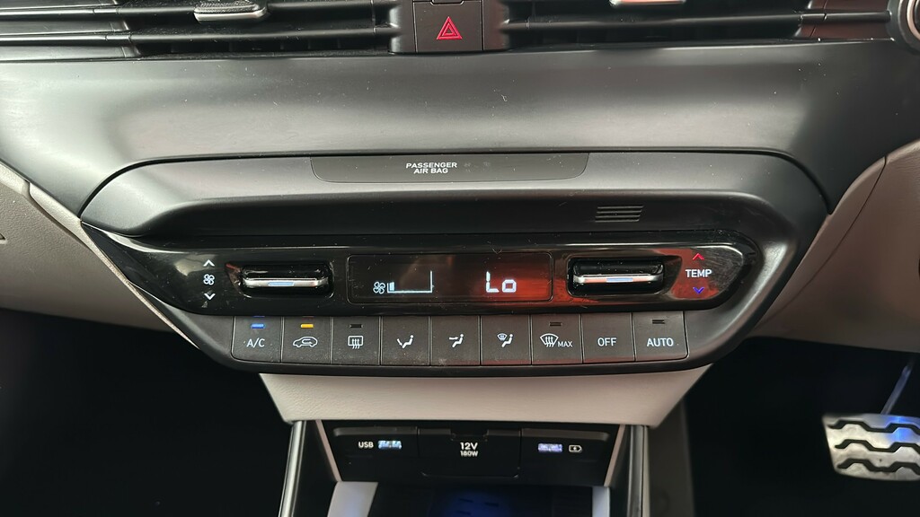 Hyundai Bayon Suv Red #28