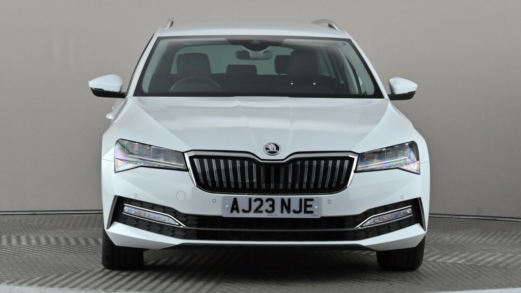 Skoda Superb 1.4 Tsi Iv Se Technology Dsg White #2