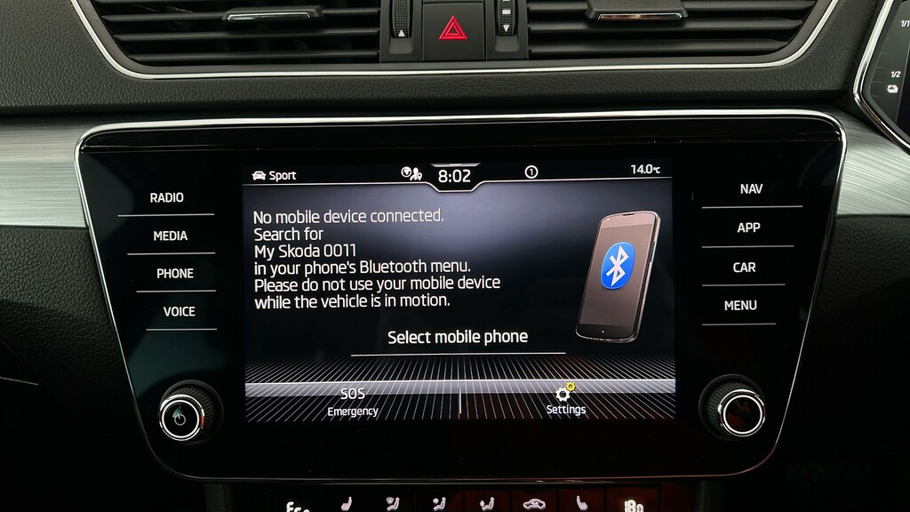 Skoda Superb 2.0 Tdi Cr Se Technology Black #23