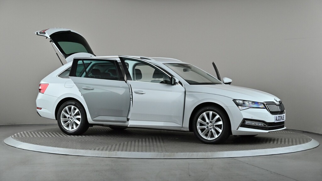 Skoda Superb 2.0 Tdi Cr Se Technology Black #7