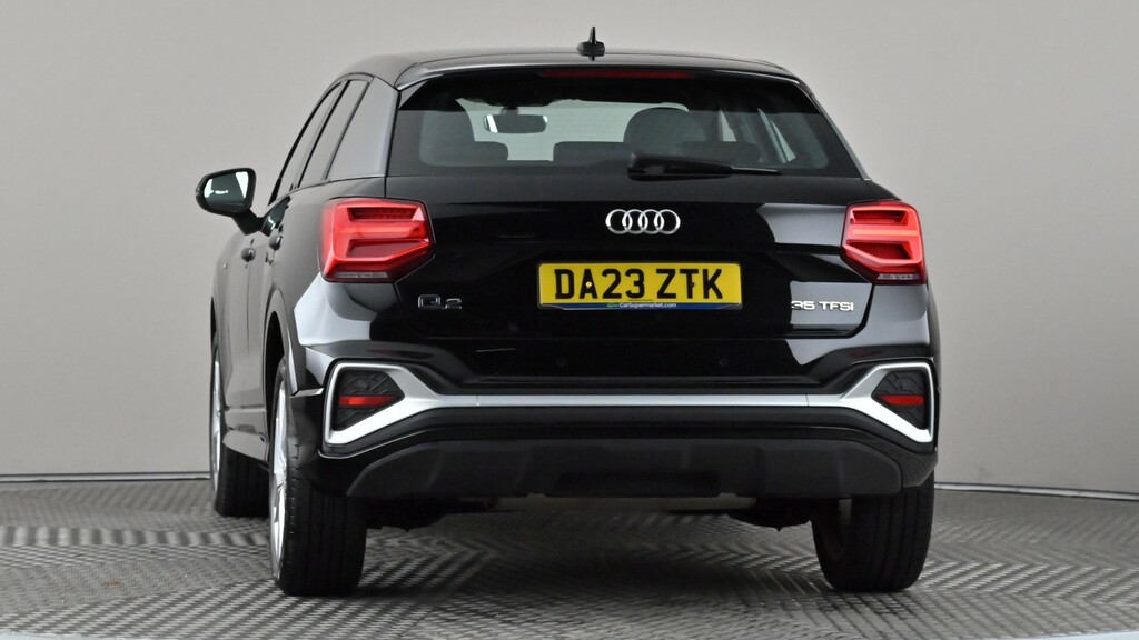 Audi Q2 35 Tfsi S Line S Tronic Black #5