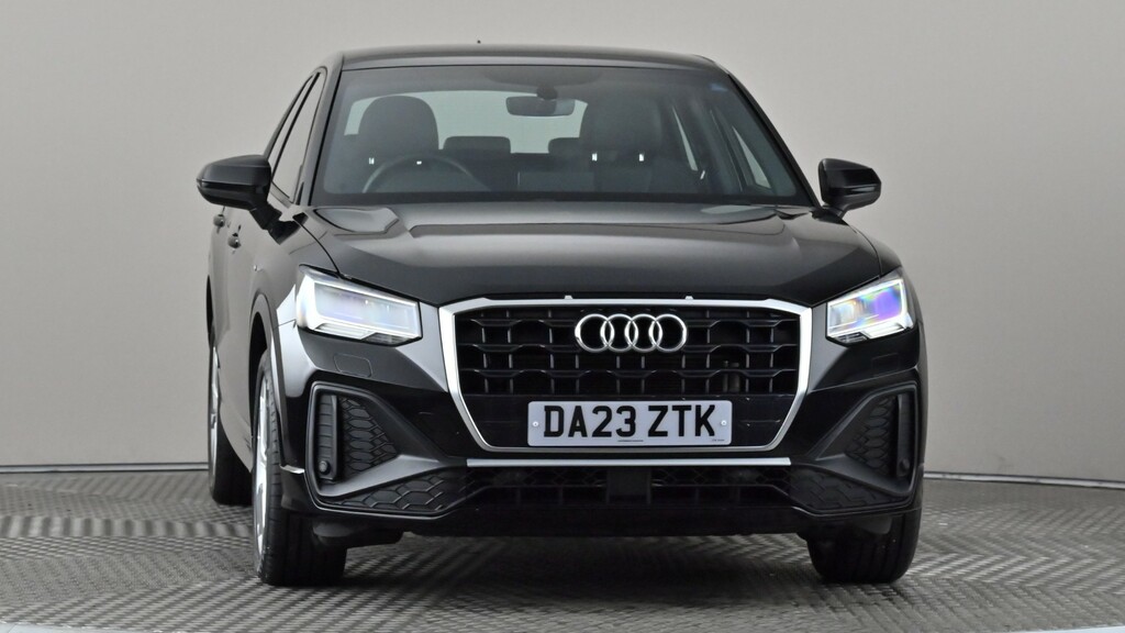 Audi Q2 35 Tfsi S Line S Tronic Black #2