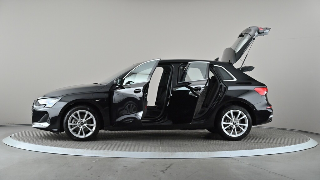 Audi A3 1.5 Tfsi E 204 S Line S Tronic 2025 White #9
